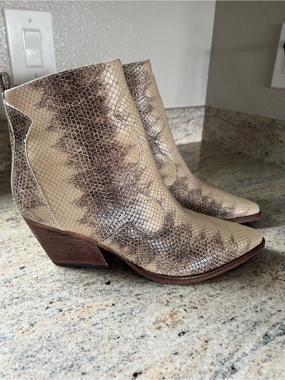 Golo Hand-Made in Brazil Snake-Print Beige Ankle Booties with Stacked Heel